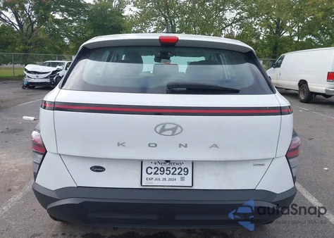 2024 Hyundai Kona Se z USA, uszkodzony, nr VIN KM8HACAB0RU175058
